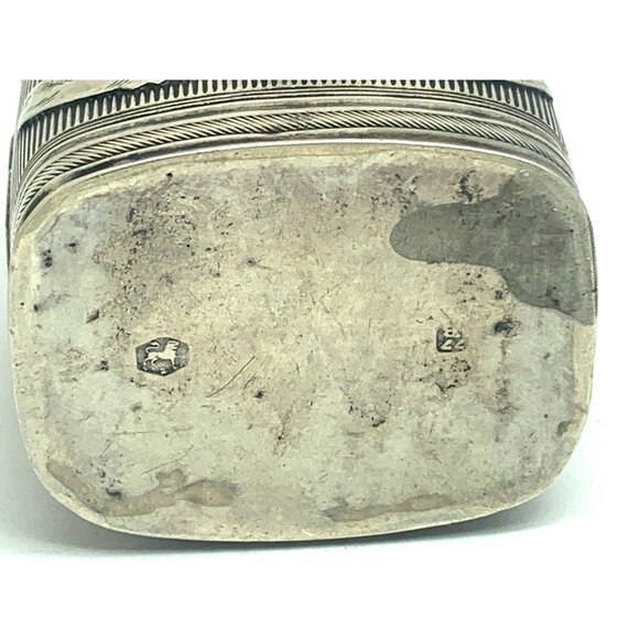 Dutch Box Antique Silver Pillbox Snuff Decorative Lion Hallmark Design 1.7'' - Picture 6 of 13
